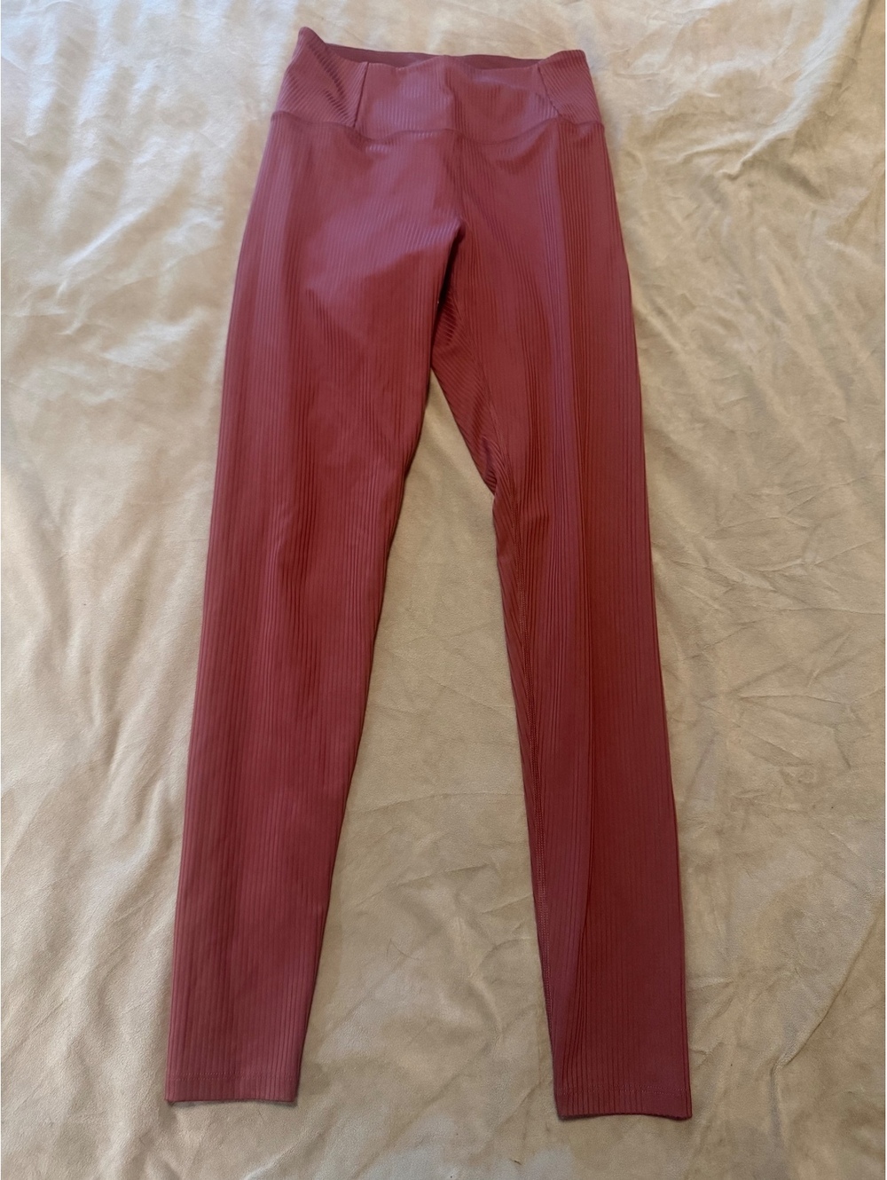 Girlfriend Collective Ribbed High-Rise Leggings in Burgundy, Size S